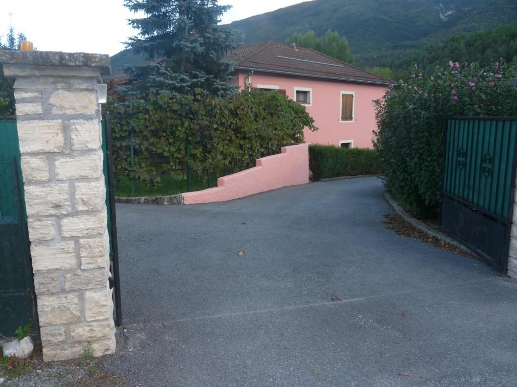 Chambres D'Hotes Le Baou Annot Екстериор снимка